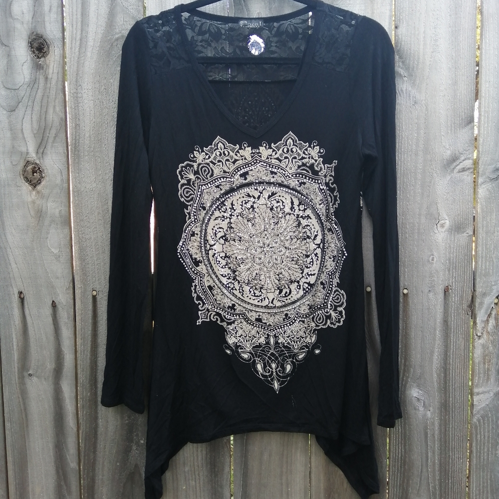 Beautiful boho lace embellished bling tunic